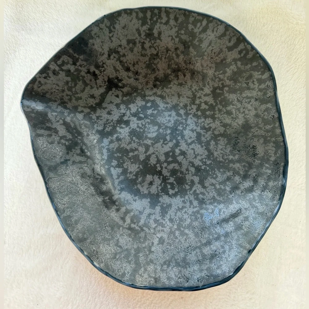 Foorer Indulge No. 8 Porcelain Dinner Plate Graphite Grey Silver Textured